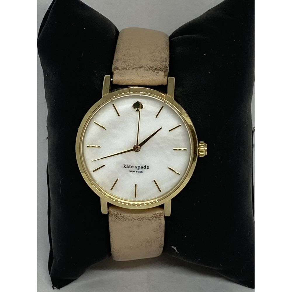 Kate Spade 0005 Women's Sand Leather Analog White Dial Quartz Wrist Watch BP713